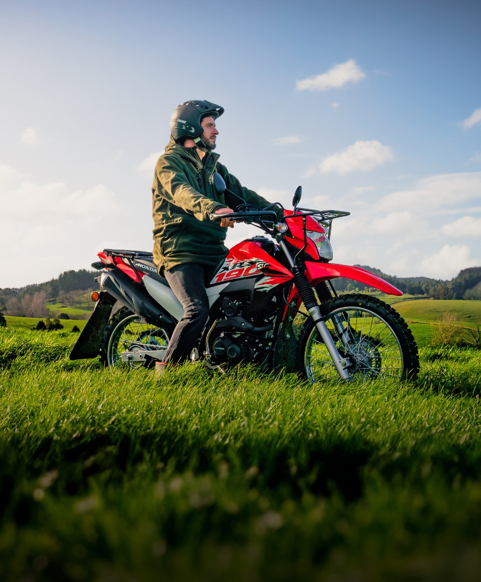 Honda_Motorcycle_Product_Category_Banners_Portrait_Farm_1520_x_1840